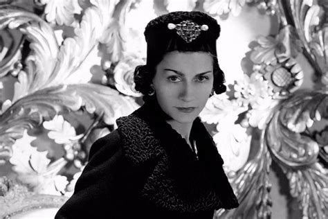 coco chanel guerre|coco chanel biography.